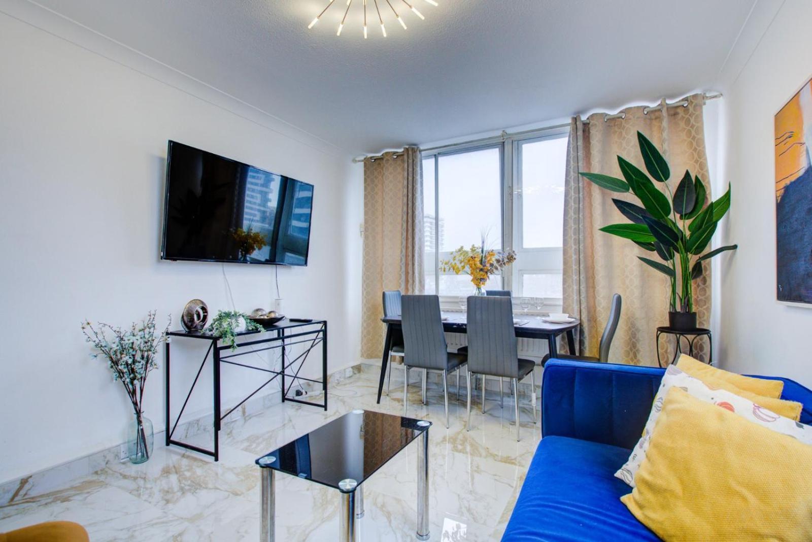 Central 4-Bedroom Gem Stylish & Walk-Able To Everything